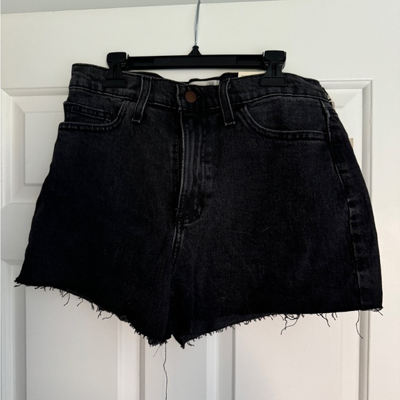 Black distressed high rise jean shorts. Size 6, Universal Thread - Picture 1 of 7